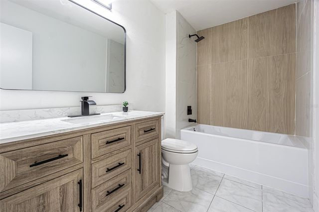 10305 BRAMBLEWOOD PLACE, Tampa, FL 33624