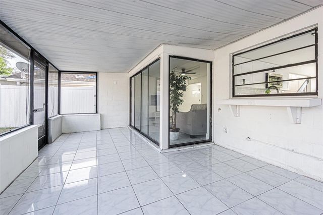 10305 BRAMBLEWOOD PLACE, Tampa, FL 33624