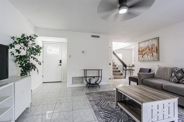 10305 BRAMBLEWOOD PLACE, Tampa, FL 33624