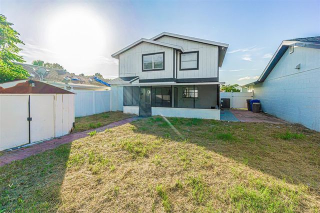 10305 BRAMBLEWOOD PLACE, Tampa, FL 33624