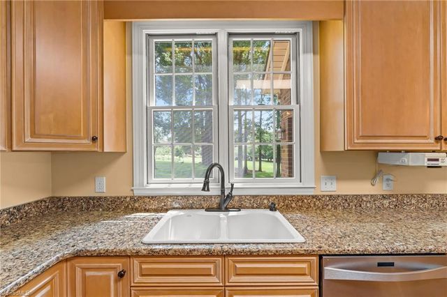 6973 Chapsworth Drive, Trinity, NC 27370