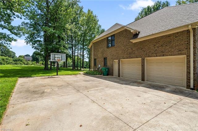 6973 Chapsworth Drive, Trinity, NC 27370