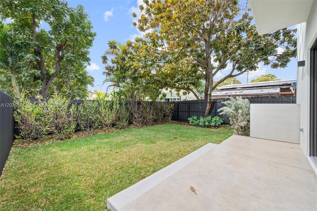2980 SW 2nd Street, Miami, FL 33135