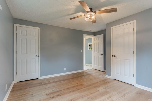 405 Middle Street, Newburgh, IN 47630