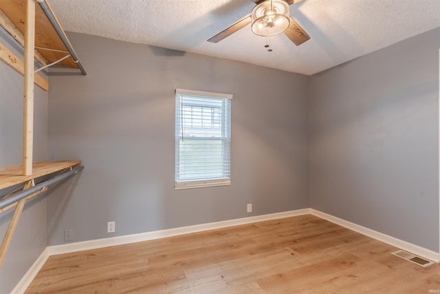 405 Middle Street, Newburgh, IN 47630