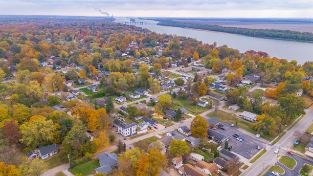 405 Middle Street, Newburgh, IN 47630