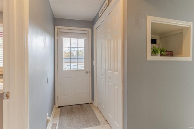 405 Middle Street, Newburgh, IN 47630