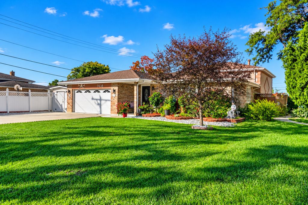 7438 Beloit Avenue, Bridgeview, IL 60455 — photo 2