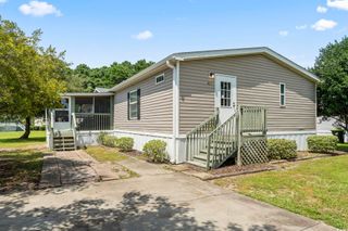 911 Old Magnolia Dr., Conway, SC 29526