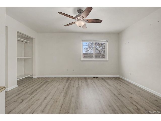 14305 E Marina Dr B, Aurora, CO 80014