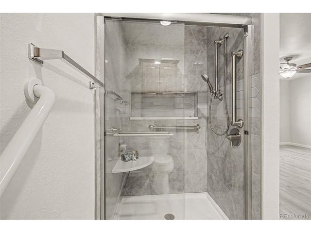 14305 E Marina Dr B, Aurora, CO 80014