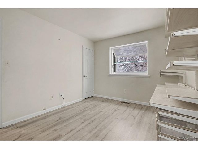 14305 E Marina Dr B, Aurora, CO 80014
