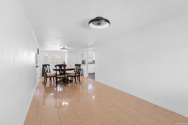 615 Overhill Drive, San Antonio, TX 78228