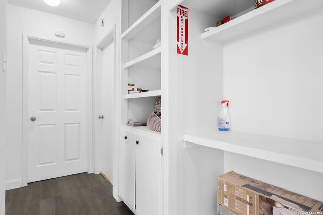 615 Overhill Drive, San Antonio, TX 78228