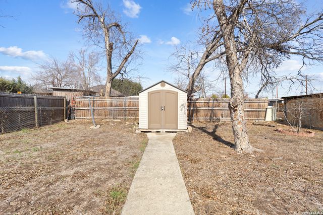 615 Overhill Drive, San Antonio, TX 78228