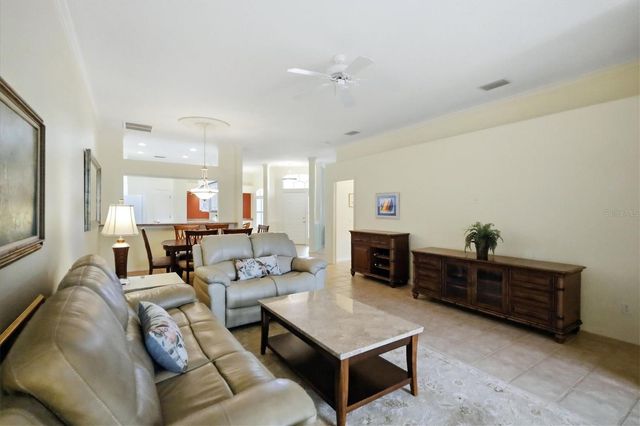 9413 FOREST HILLS CIRCLE, Sarasota, FL 34238