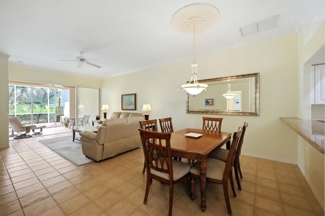 9413 FOREST HILLS CIRCLE, Sarasota, FL 34238