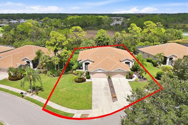 9413 FOREST HILLS CIRCLE, Sarasota, FL 34238
