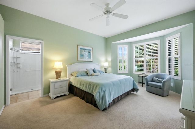 9413 FOREST HILLS CIRCLE, Sarasota, FL 34238