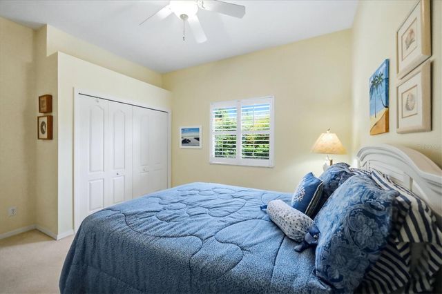 9413 FOREST HILLS CIRCLE, Sarasota, FL 34238