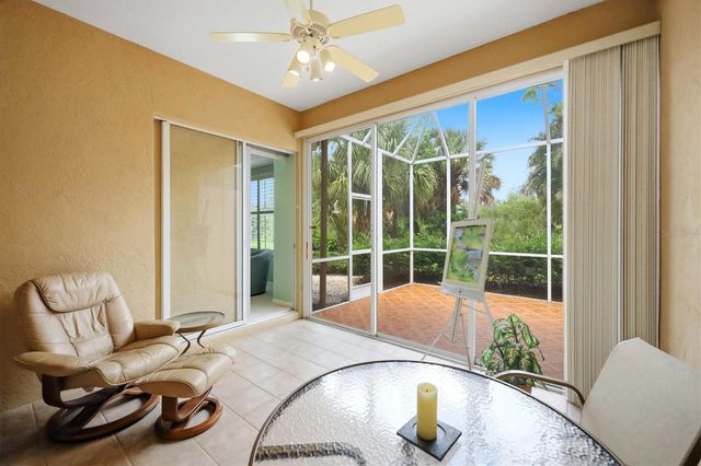 9413 FOREST HILLS CIRCLE, Sarasota, FL 34238