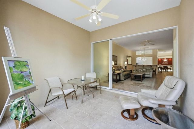 9413 FOREST HILLS CIRCLE, Sarasota, FL 34238