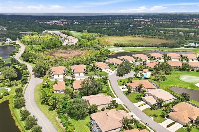 9413 FOREST HILLS CIRCLE, Sarasota, FL 34238