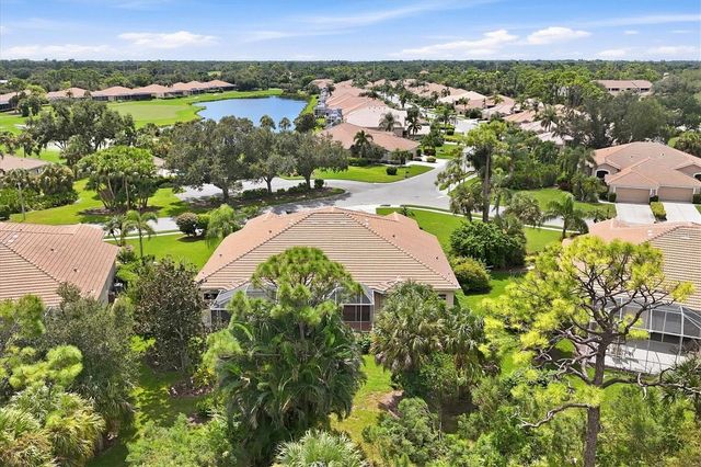 9413 FOREST HILLS CIRCLE, Sarasota, FL 34238