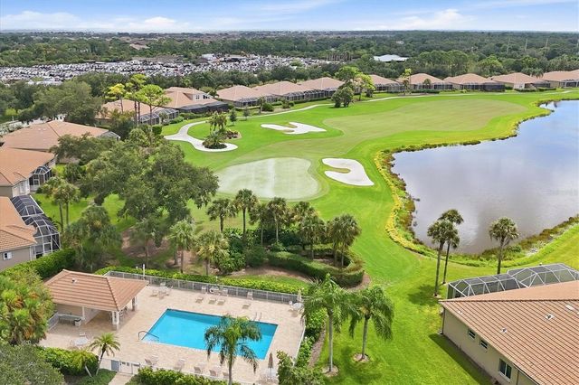 9413 FOREST HILLS CIRCLE, Sarasota, FL 34238