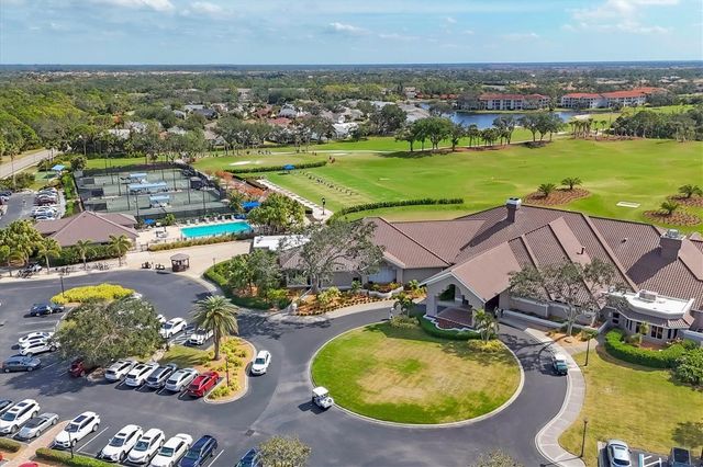 9413 FOREST HILLS CIRCLE, Sarasota, FL 34238