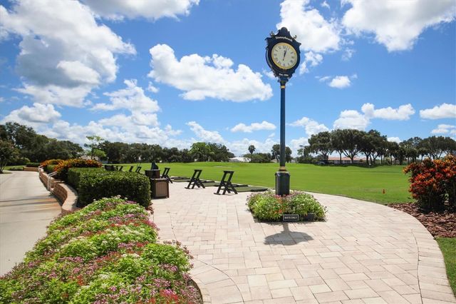 9413 FOREST HILLS CIRCLE, Sarasota, FL 34238