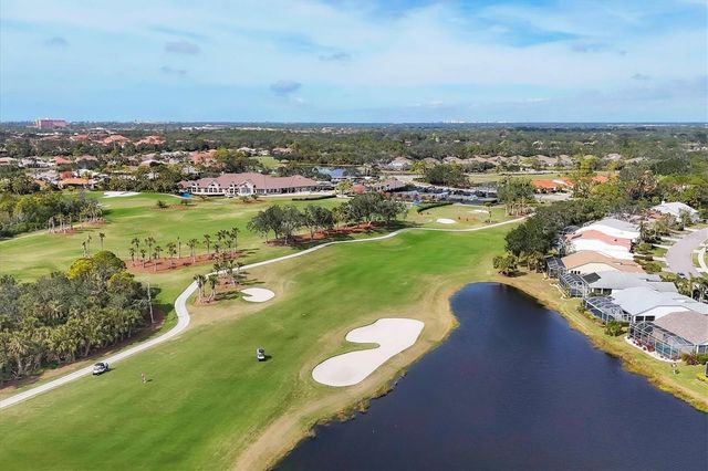 9413 FOREST HILLS CIRCLE, Sarasota, FL 34238