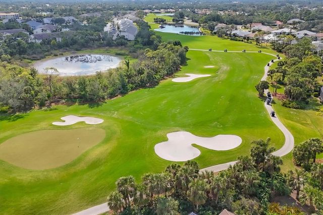 9413 FOREST HILLS CIRCLE, Sarasota, FL 34238