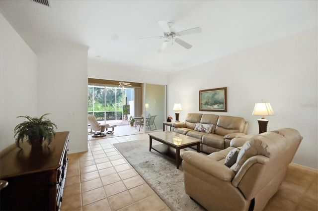 9413 FOREST HILLS CIRCLE, Sarasota, FL 34238