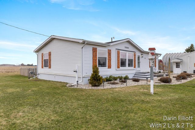 1644 E David Highway, Ionia, MI 48846