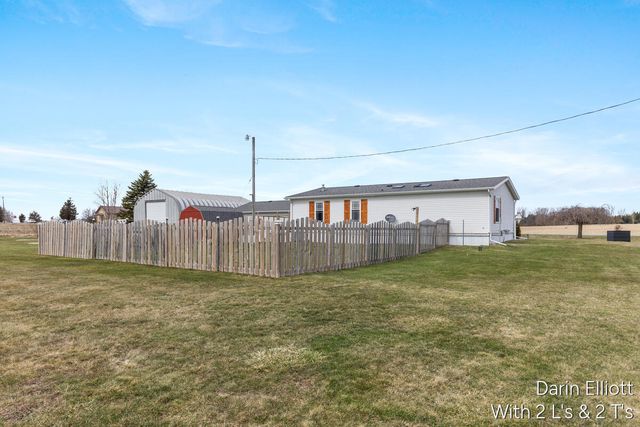 1644 E David Highway, Ionia, MI 48846