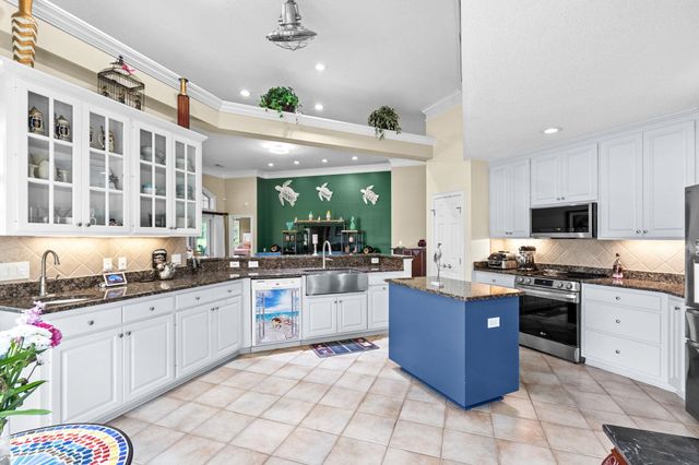 115 Coleman Ct., Pawleys Island, SC 29585