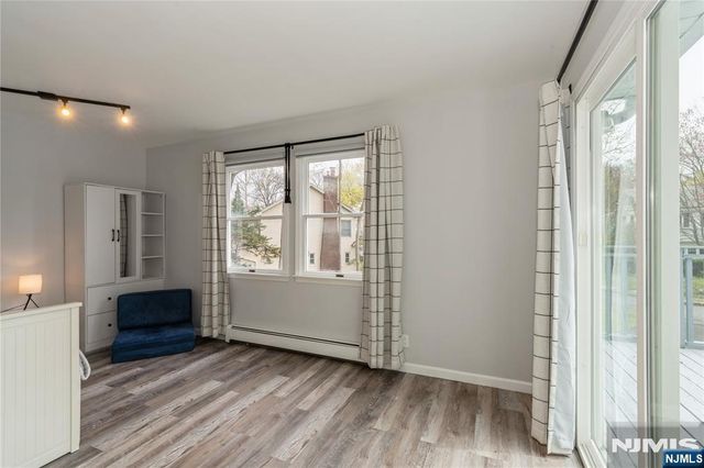 62 Valley Road, Glen Rock, NJ 07452