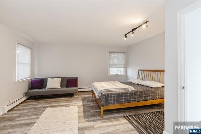 62 Valley Road, Glen Rock, NJ 07452