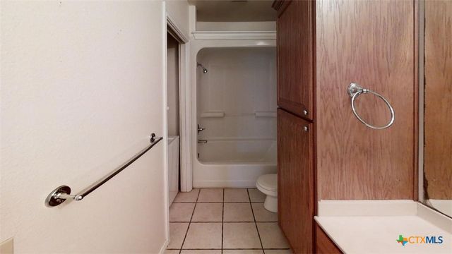 412 Burleson Street 121, San Marcos, TX 78666