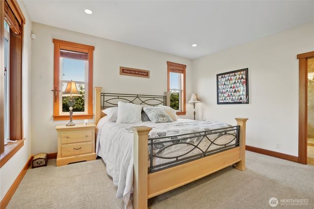 813 Bergwacht Place, Coupeville, WA 98239