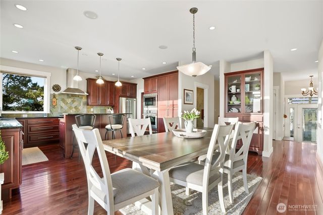 813 Bergwacht Place, Coupeville, WA 98239