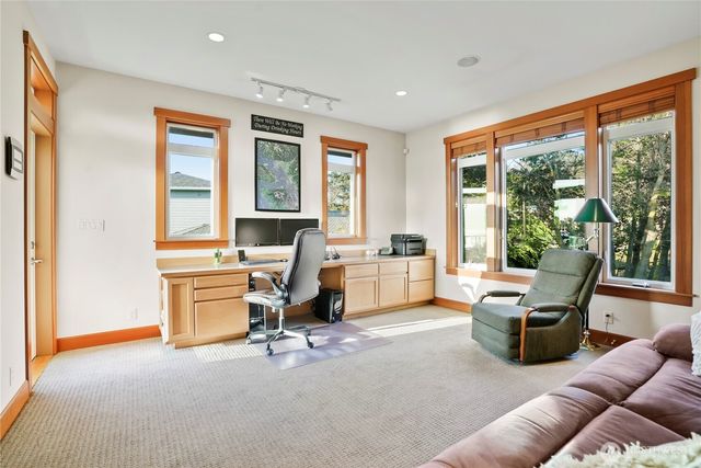 813 Bergwacht Place, Coupeville, WA 98239