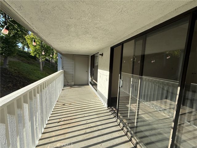 520 S Ranch View Circle 25, Anaheim, CA 92807