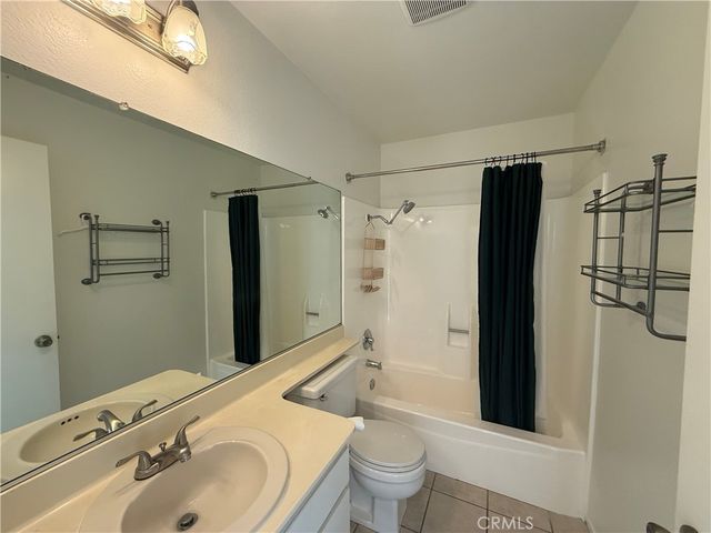 520 S Ranch View Circle 25, Anaheim, CA 92807