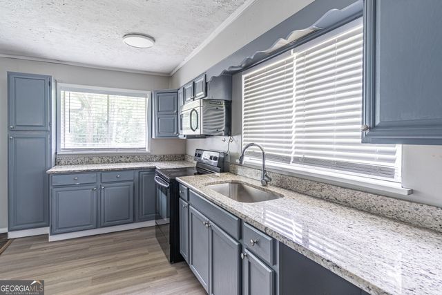 8035 ROCKBRIDGE Road, Lithonia, GA 30058