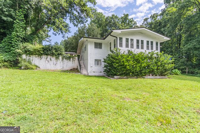 8035 ROCKBRIDGE Road, Lithonia, GA 30058