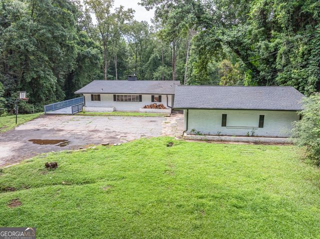 8035 ROCKBRIDGE Road, Lithonia, GA 30058