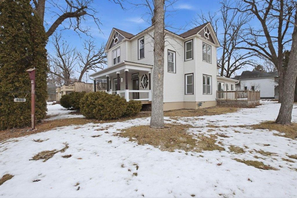 803 N Main Street, Rice Lake, WI 54868