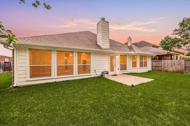30607 Hackinson Drive, Spring, TX 77386